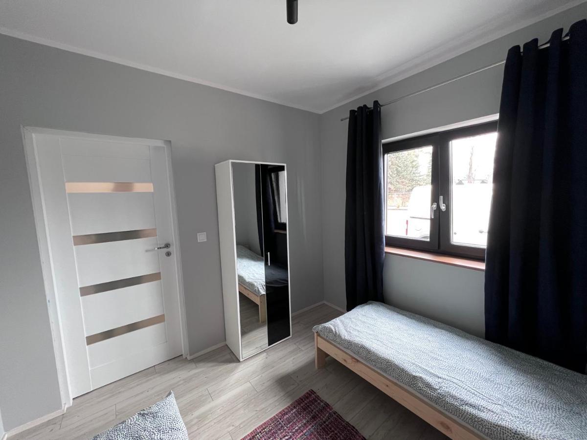 Apartament Pod Jaworami Z Antresola يلينيا غورا المظهر الخارجي الصورة